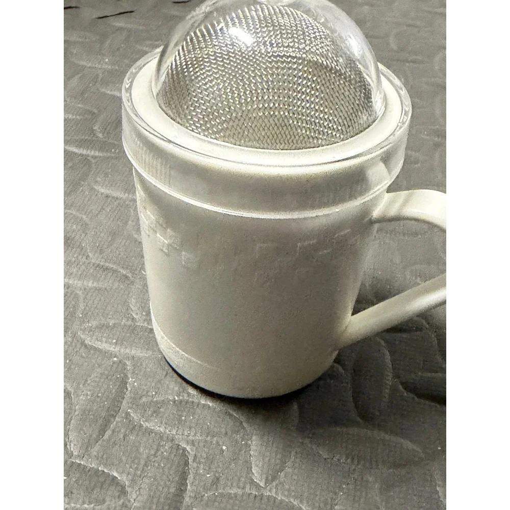 Pampered Chef Flour Sugar Shaker Duster 1695 Powdered Mesh Cap Vintage NWOT